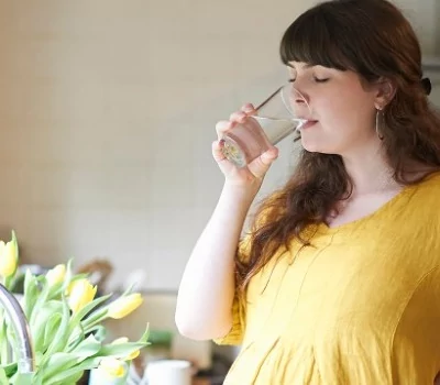 What is a reverse osmosis system and how does it work?